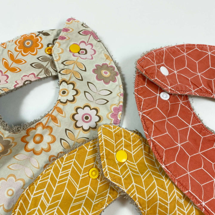 Eva-Lou print bibs set of 3 one size 2