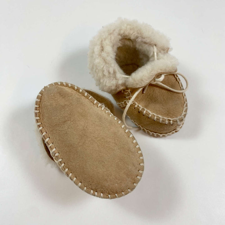 no brand fur lined baby booties 6-12M 2
