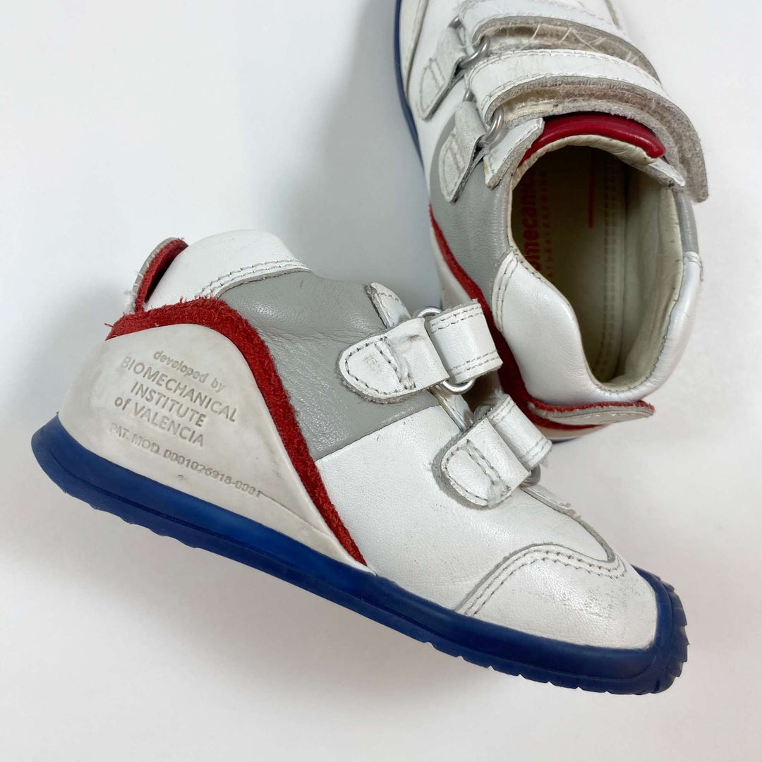 Biomecanics white sneakers 20 3