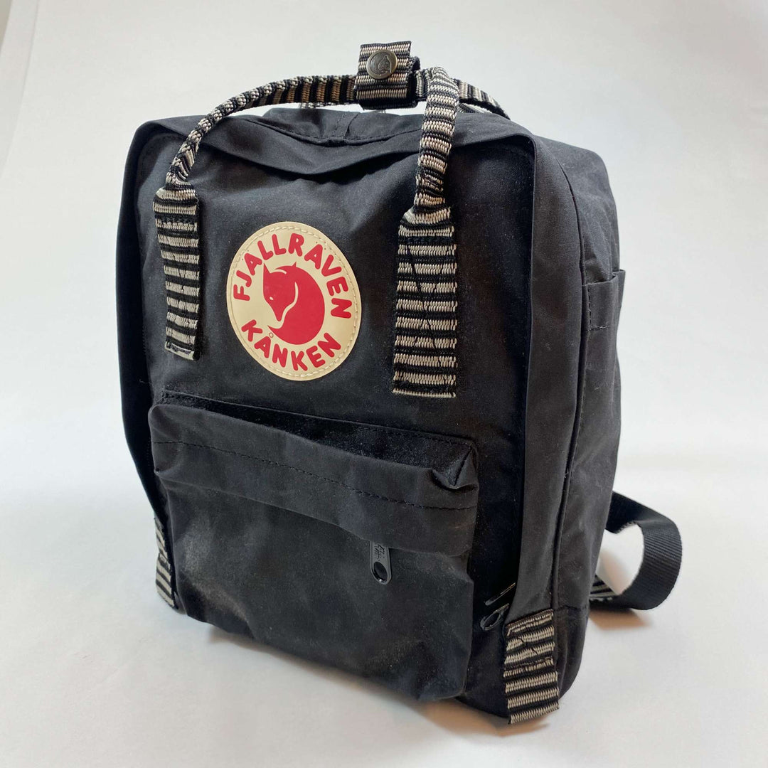 Kånken black/stripe iconic small backpack Height: 27cm Length: 22cm Depth: 10cm