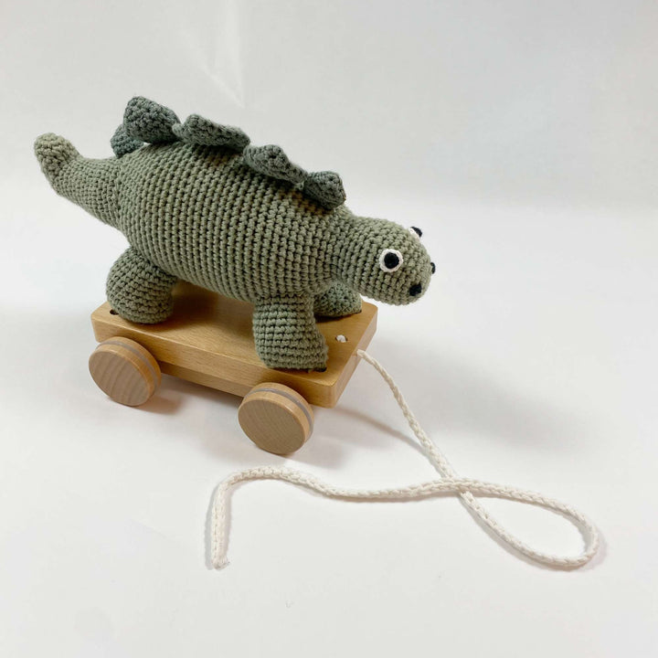 Sebra dino pull-along toy Second Season one size 1