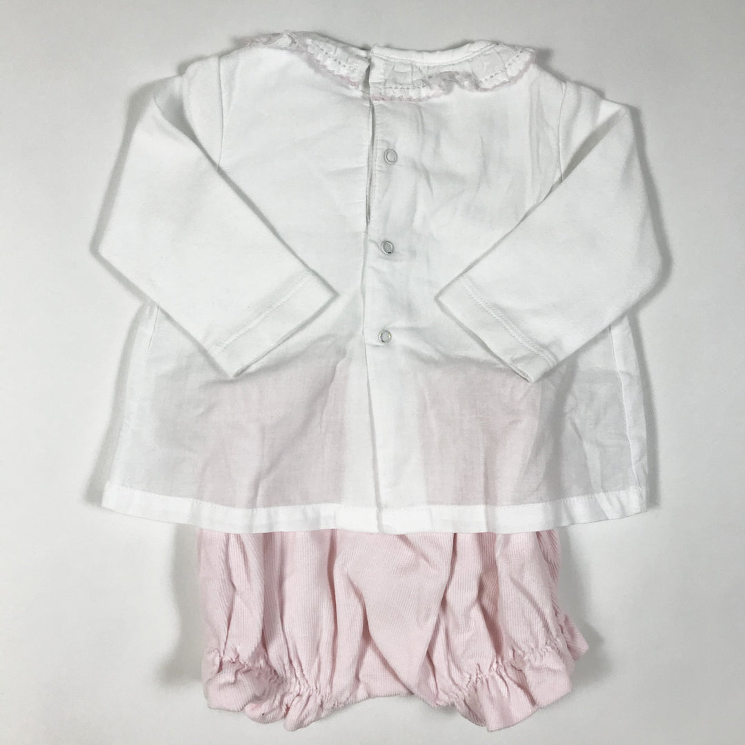 Laranjinha Einteiler mit weisser Bluse und rosa Kord-Pumphosen 3M