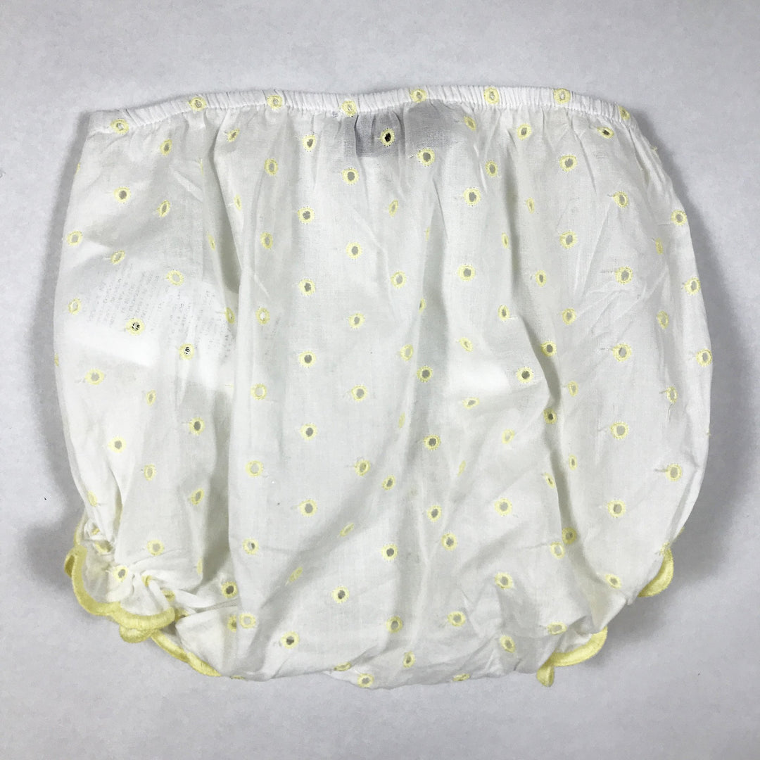Pili Carrera white bloomers with yellow embroidery 4Y/101-107
