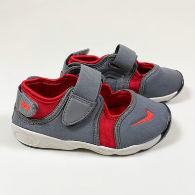 Nike grey/red sneakers 27 1