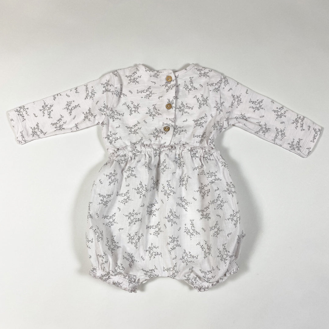 Zara white voluminous long-sleeved romper with ruffles 1-3M/62