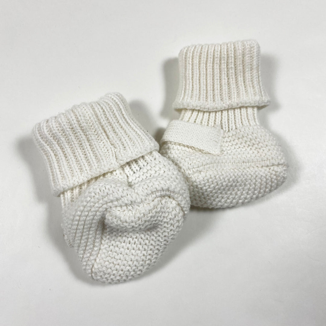Cyrillus white knit baby booties 0/6M 2