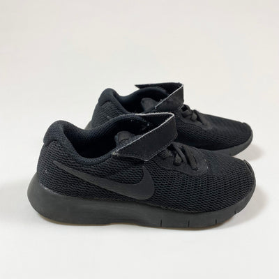 Nike black sneakers 31 1
