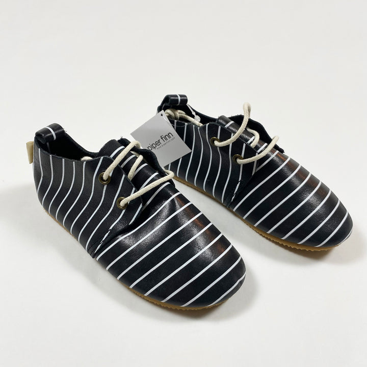 Piper Finn black stripe lace-up oxford shoe Second Season 16cm 1