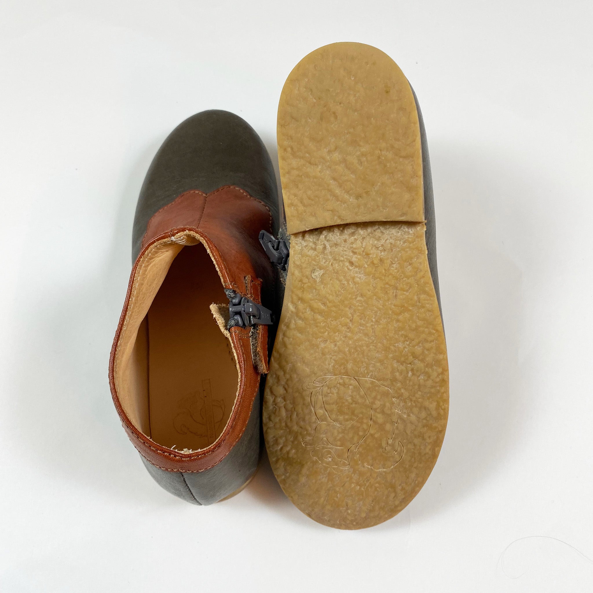 Nathalie Verlinden | red/charcoal boots | Ingrid & Emil