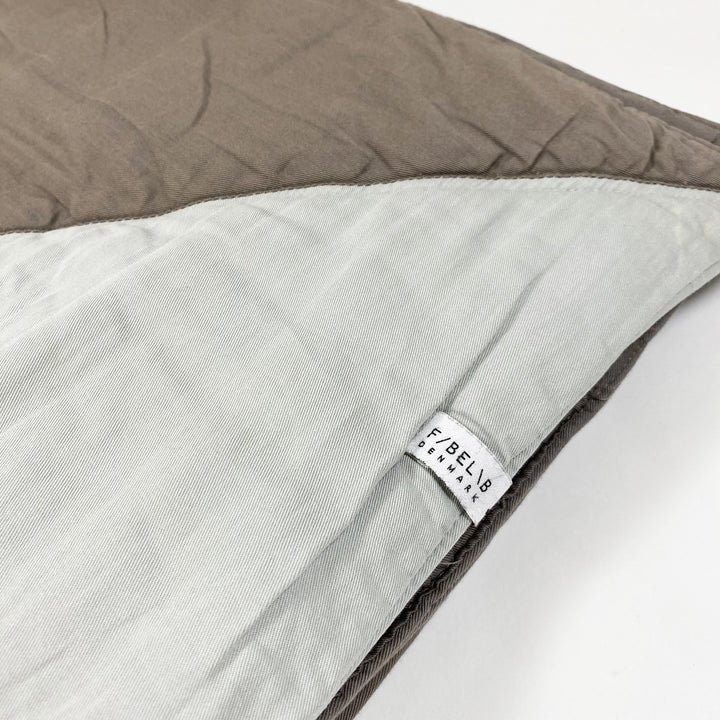 Fabelab multicolour quilted blanket that easily folds into a ship One size (90x90cm)