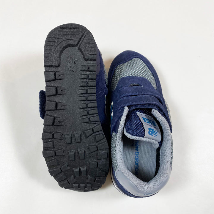 New Balance navy suede kids sneaker 27.5 3