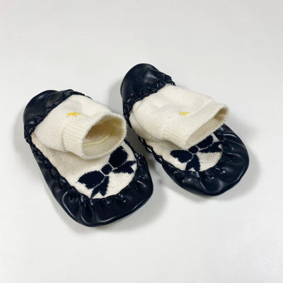 Moccis white/black bow slipper socks 24/25 1