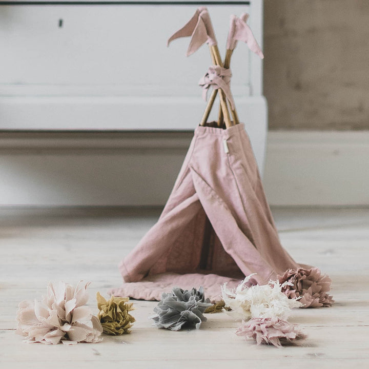 Numero 74 dusty pink organic cotton doll's teepee 25x25x41cm 1