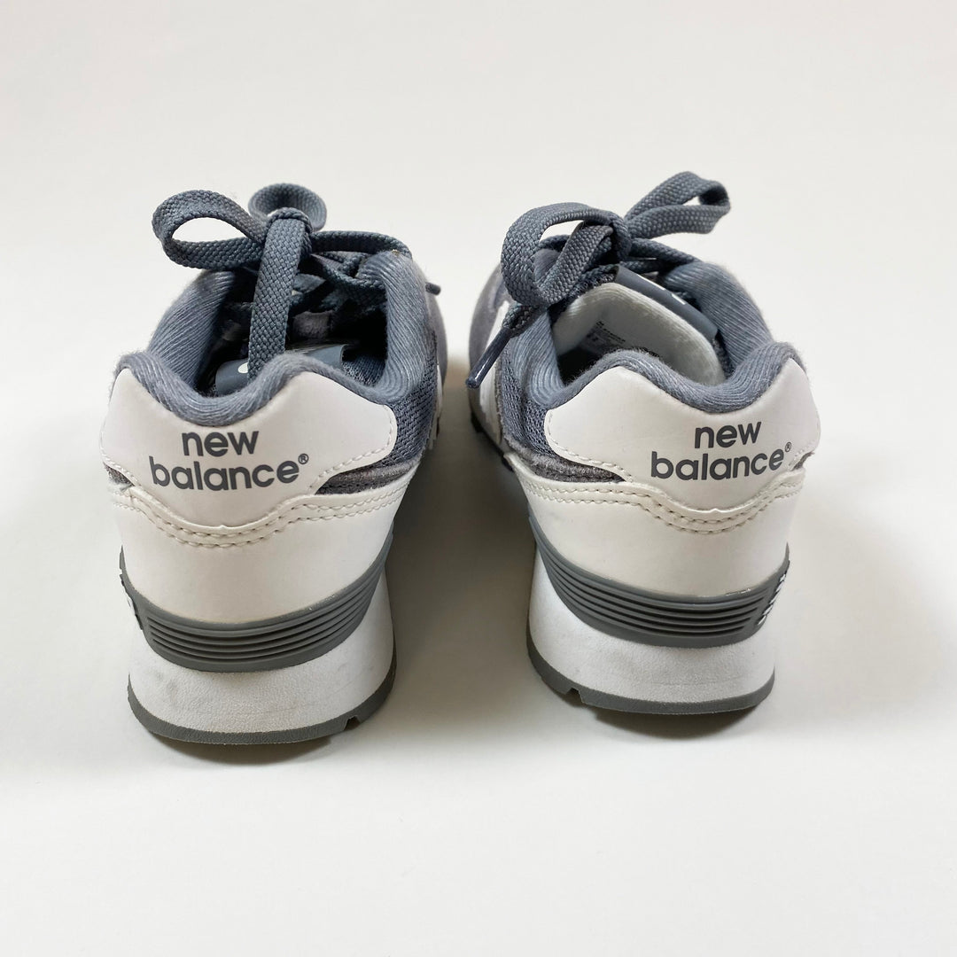 New Balance grey suede kids sneaker 28.5 3