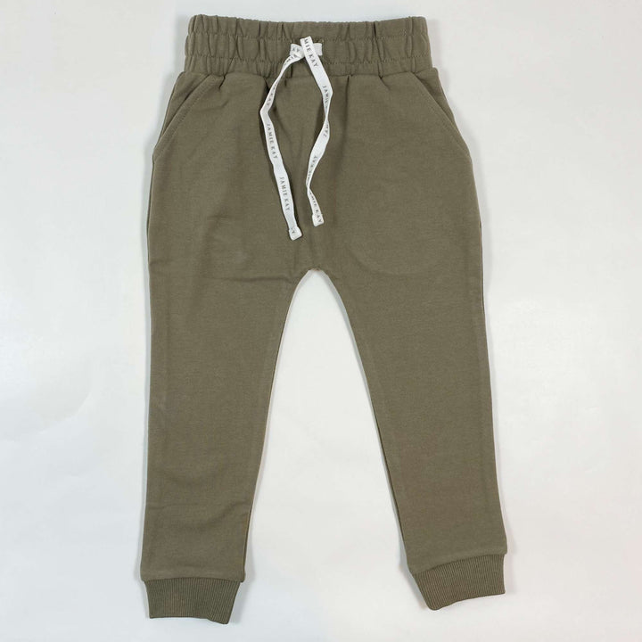 Jamie Kay khaki sweatpants Second Season 3Y 1