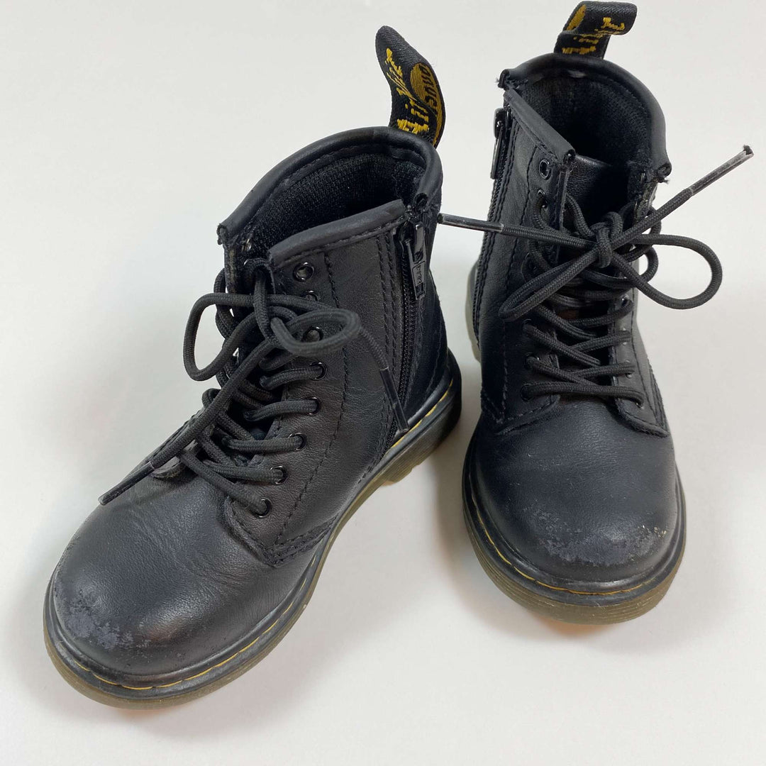 Dr. Martens black classic boot 24 4
