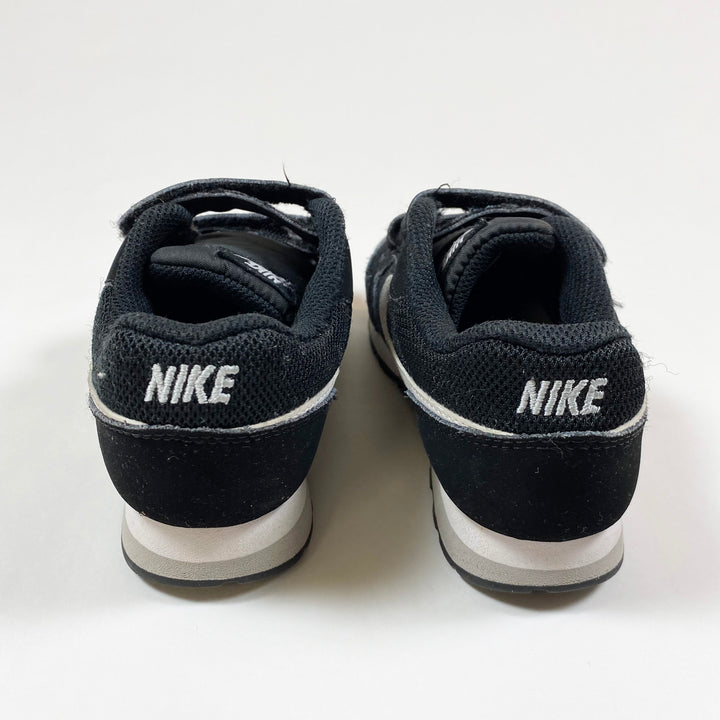 Nike black/white sneakers 28 3