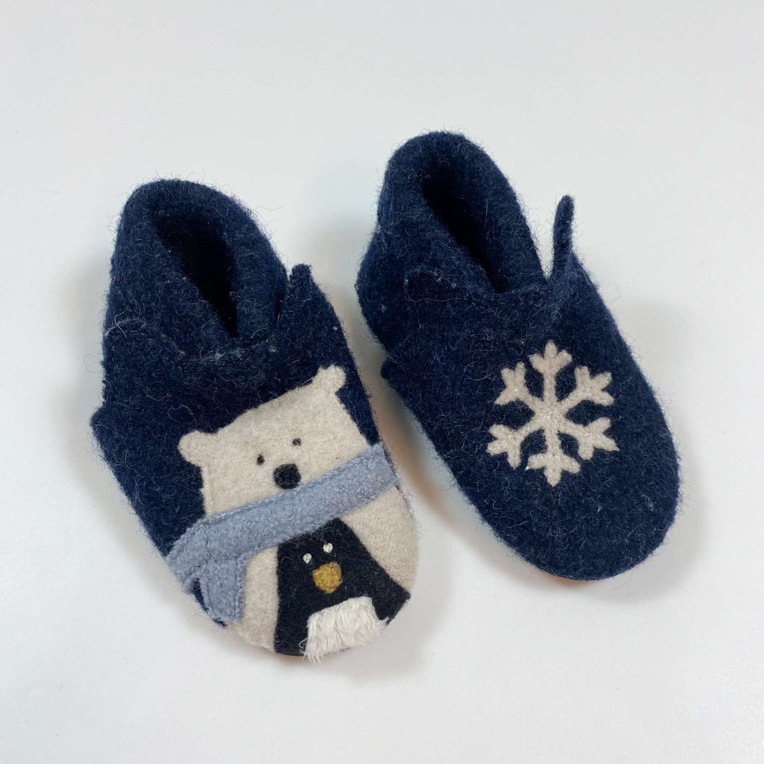 Living Kitzbühel navy polar bear wool indoor shoes 20/21 1