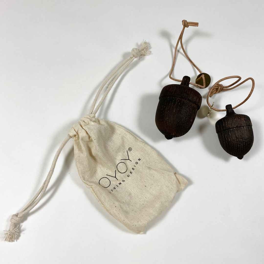 OYOY dark oak acorn decoration Second Season One size