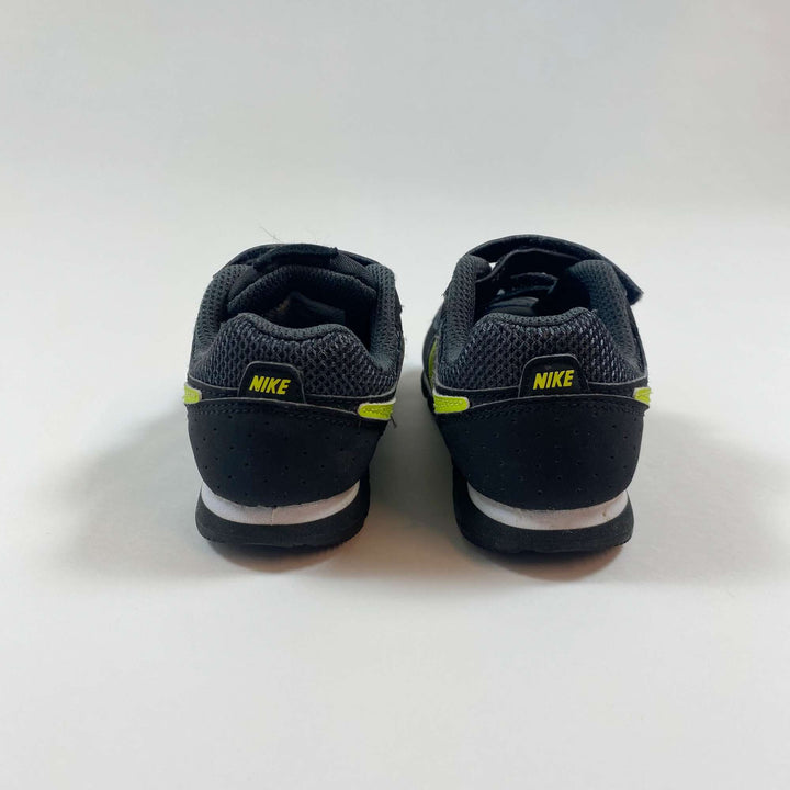 Nike black sneakers 23.5 3