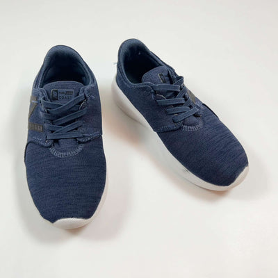 New Balance navy sneakers 32 1