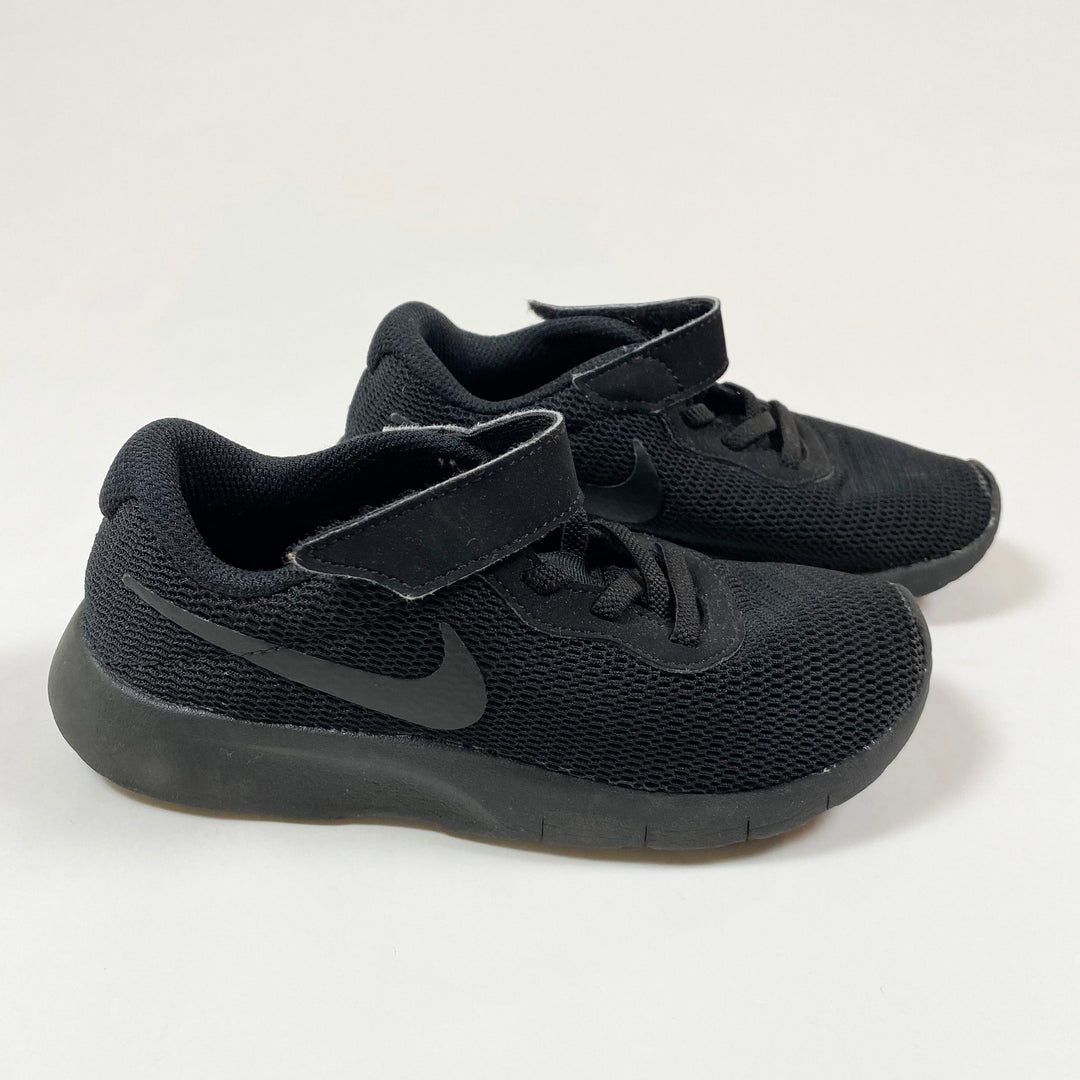 Nike black sneakers 30 1