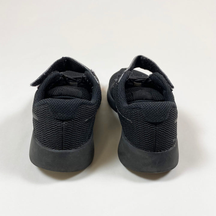 Nike black sneakers 31 2