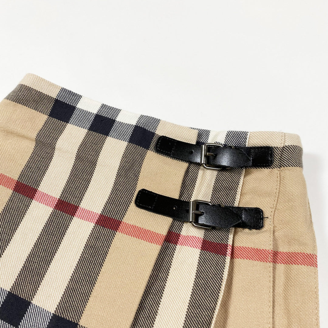Burberry classic check pleated skirt 9M/72