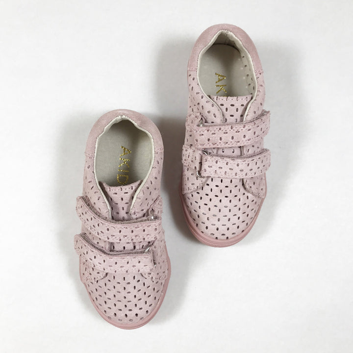 Akid pink perforated leather sneakers with rubber sole Second Season 28