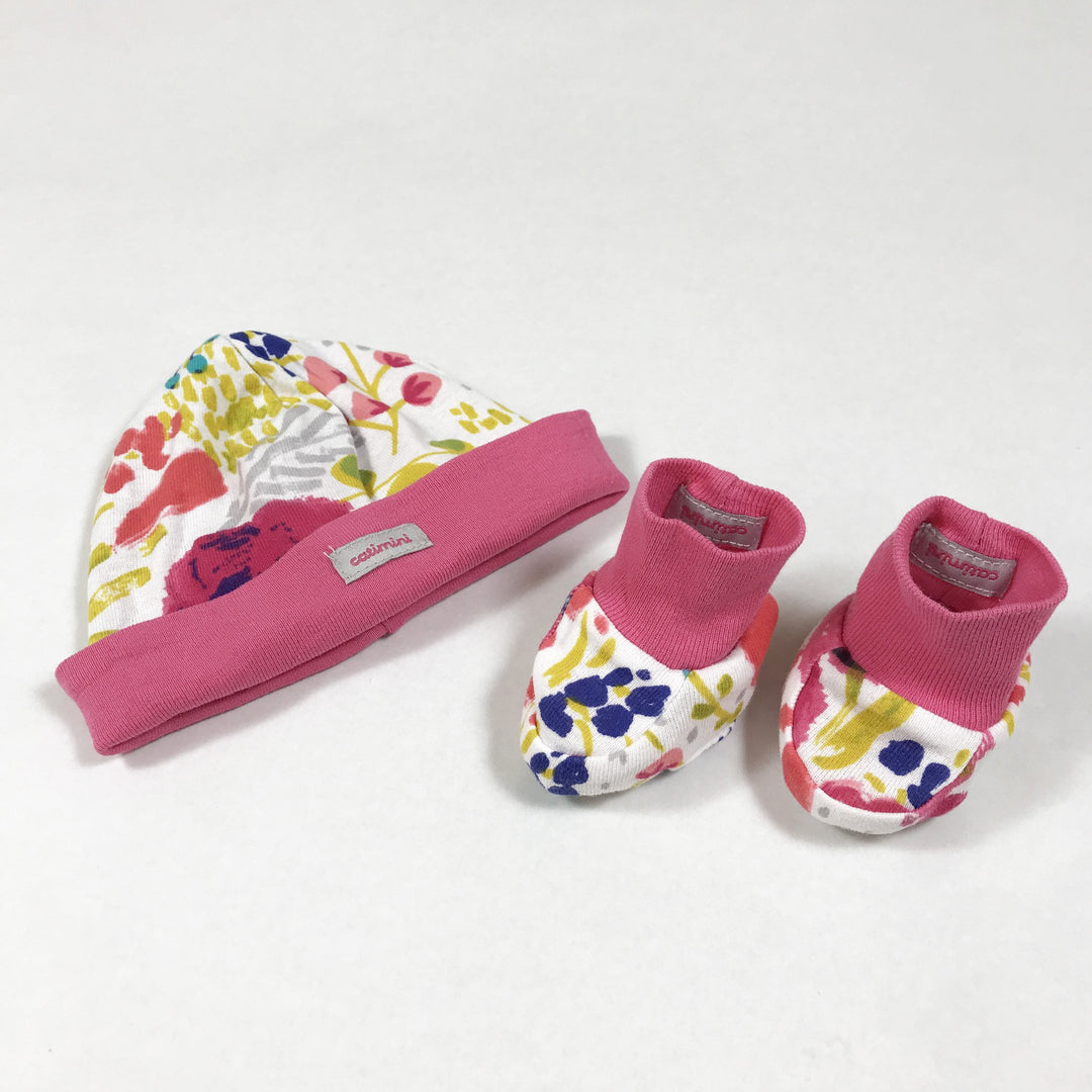 Catimini pink floral newborn hat and bootie set T0