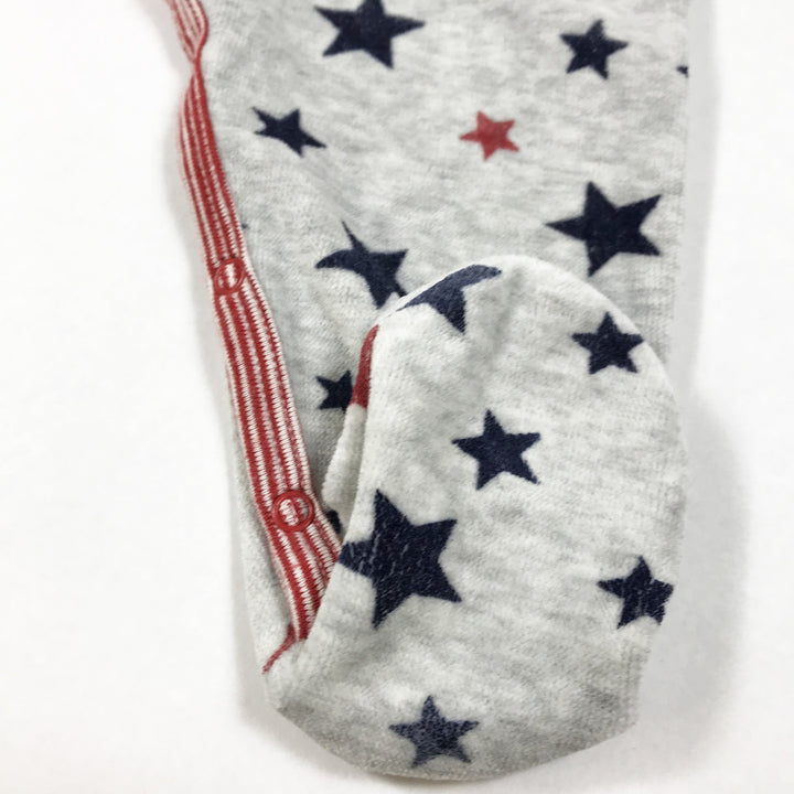 Petit Bateau grauer Pyjama mit Sternendruck und Füssen 9M/71