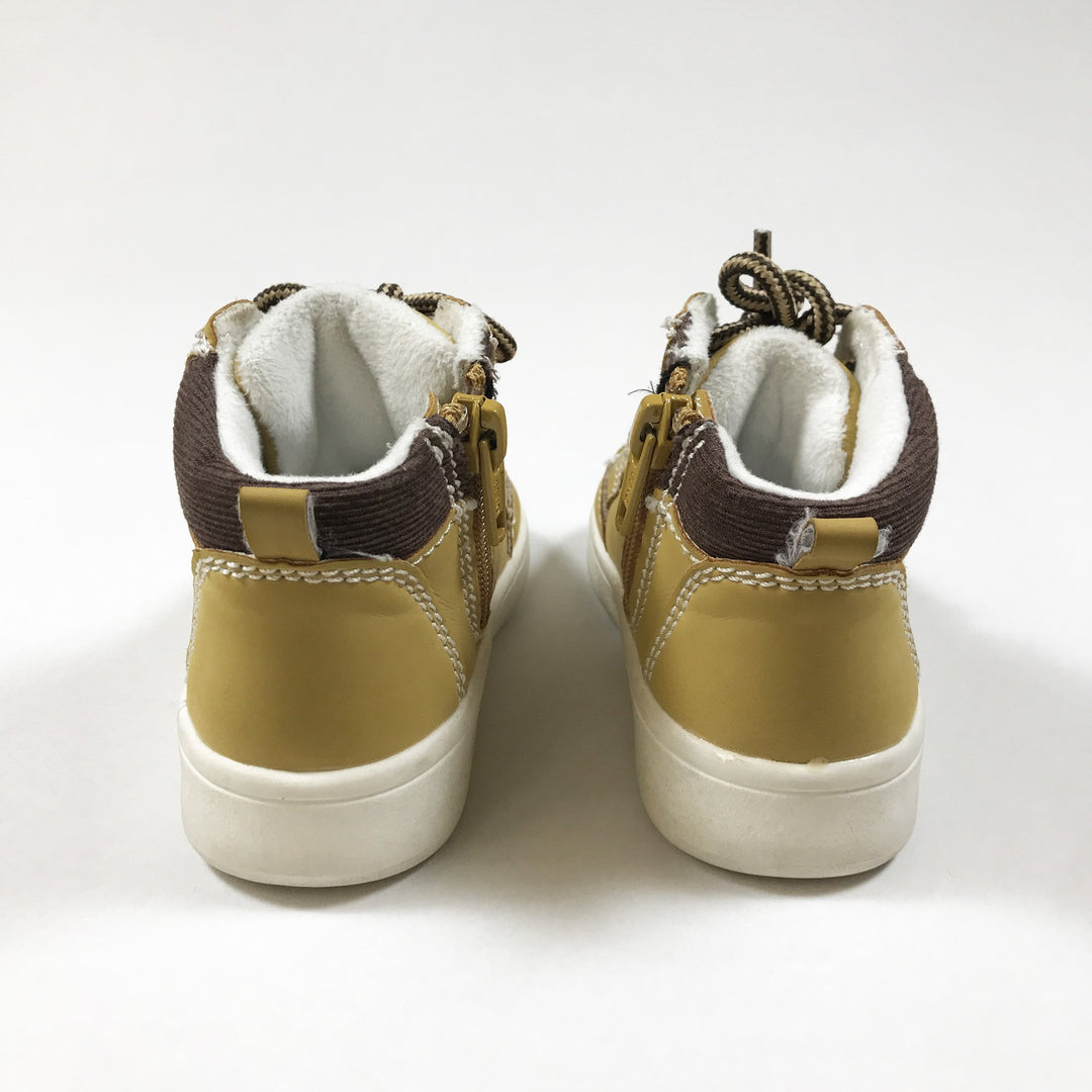 H&M beige boots 22