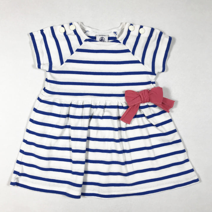 Petit Bateau weiss-blaues kurzärmeliges Kleid mit rosa Schleife 3M/60