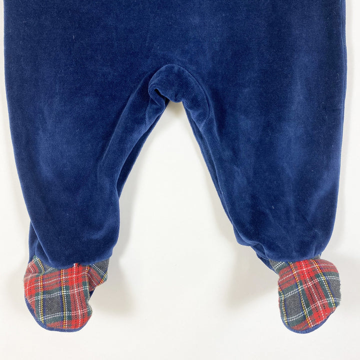 Laranjinha Schlafanzug aus mitternachtsblauem Samt mit Schottenmuster und Kragen 6M