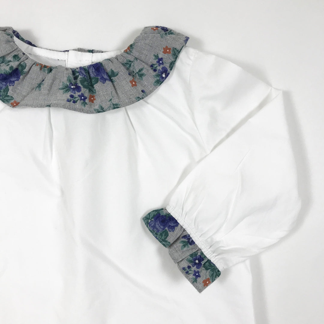 Pureté du Bebe white long-sleeved blouse with grey floral collar 9M